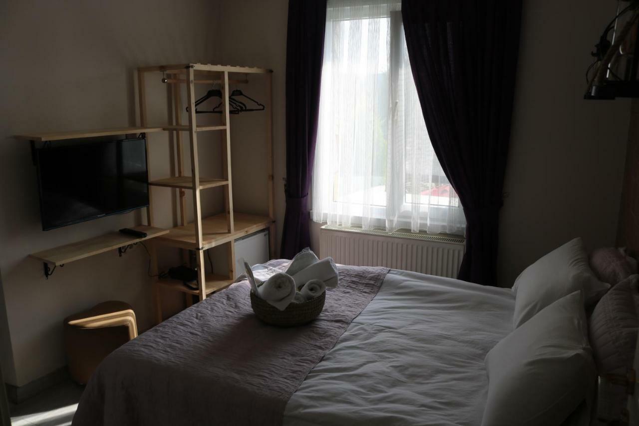 Castle Nolana Hotel Geredeli Kültér fotó